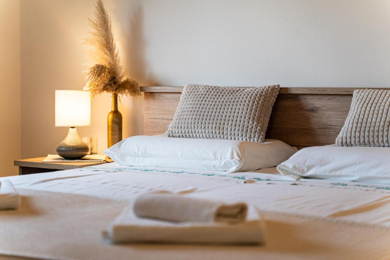 Apartmani Mirela 班约勒 外观 照片
